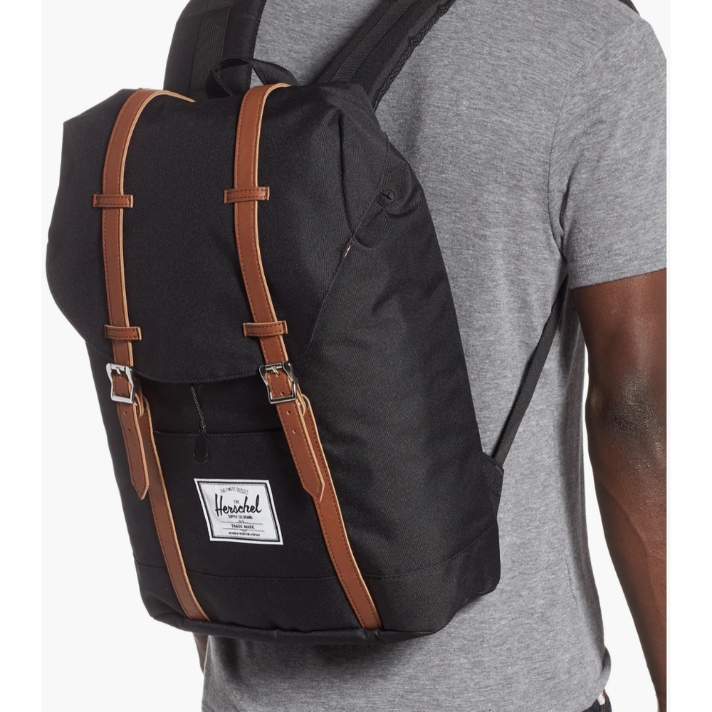 'Retreat' Backpack - Picture 2 of 4
